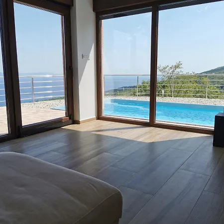 The View Zagore וילה Brseč